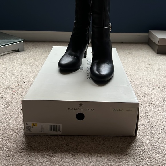 Black boot - Picture 2 of 6